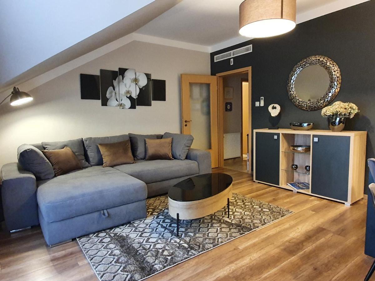 Birdland Panorama Apartman Buk Ngoại thất bức ảnh